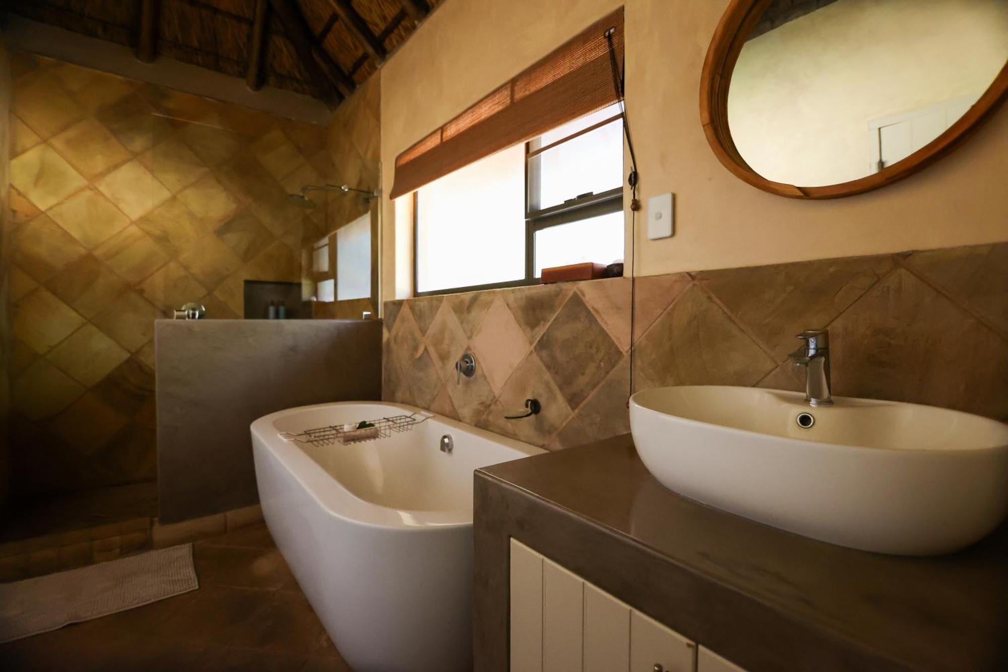 Senalala Safari Lodge Klaserie Private Nature Reserve Exteriör bild